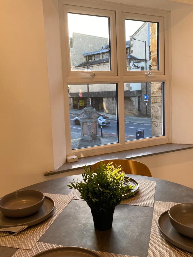 Spacious City Centre Property ランカスター エクステリア 写真